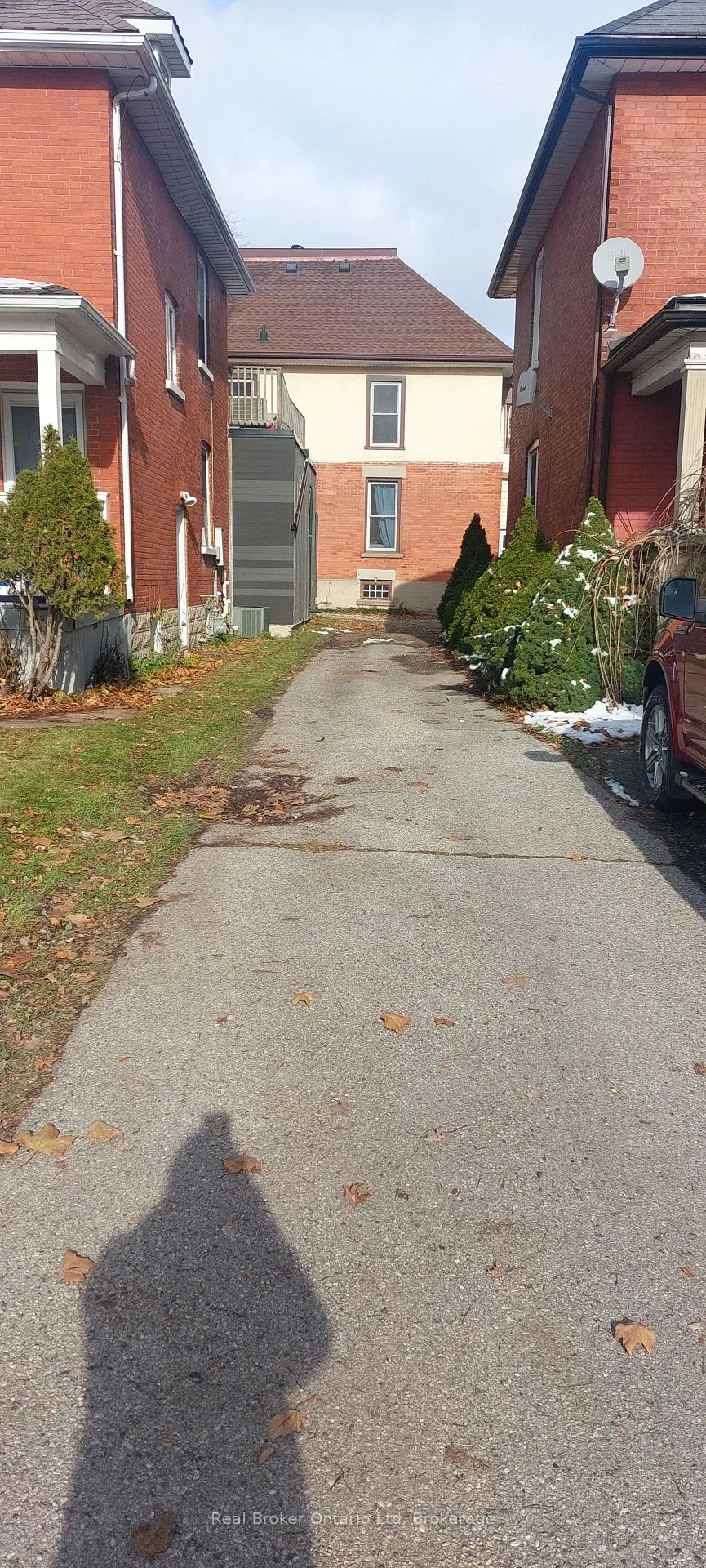 Photo 7 of 236 Ontario Street, Stratford — HOMEH