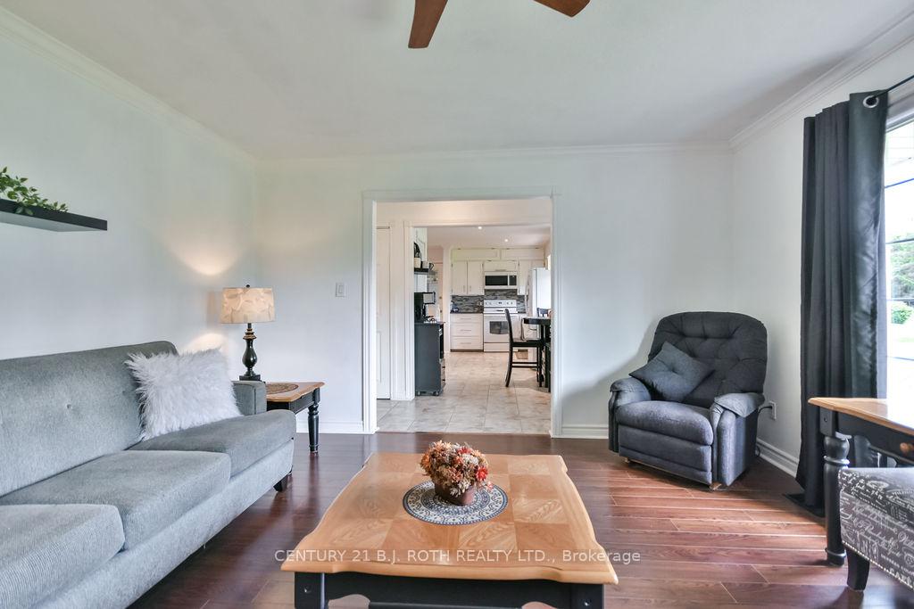 Photo 12 of 1452 County Rd 92, Springwater, Rural Springwater — HOMEH