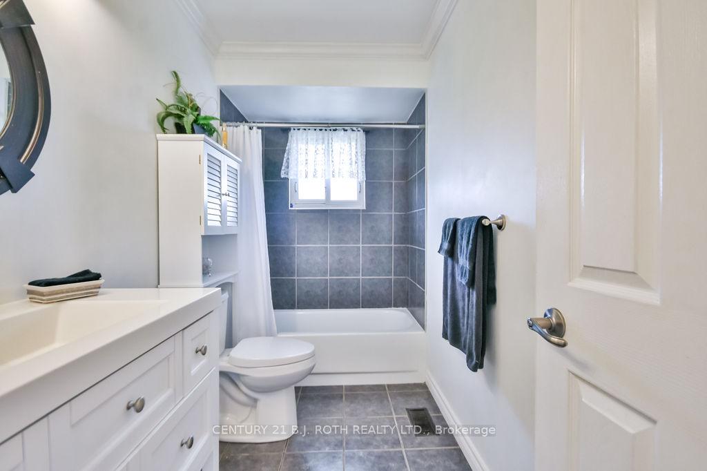 Photo 21 of 1452 County Rd 92, Springwater, Rural Springwater — HOMEH