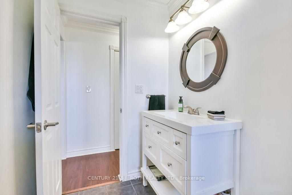 Photo 23 of 1452 County Rd 92, Springwater, Rural Springwater — HOMEH