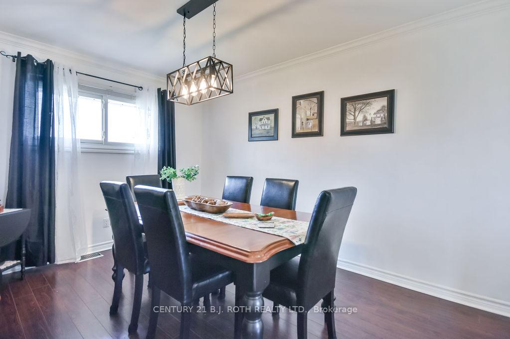 Photo 24 of 1452 County Rd 92, Springwater, Rural Springwater — HOMEH