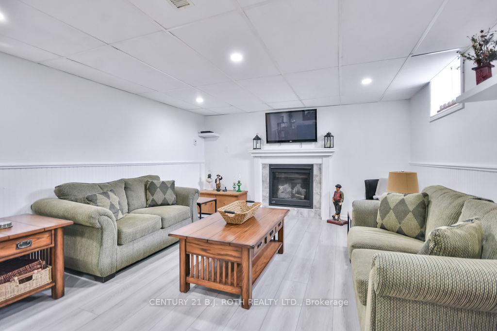 Photo 39 of 1452 County Rd 92, Springwater, Rural Springwater — HOMEH