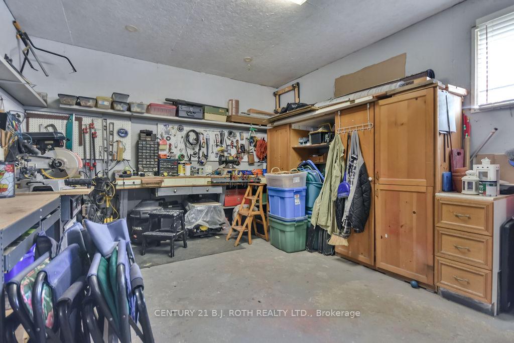 Photo 43 of 1452 County Rd 92, Springwater, Rural Springwater — HOMEH
