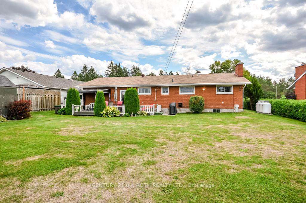 Photo 49 of 1452 County Rd 92, Springwater, Rural Springwater — HOMEH