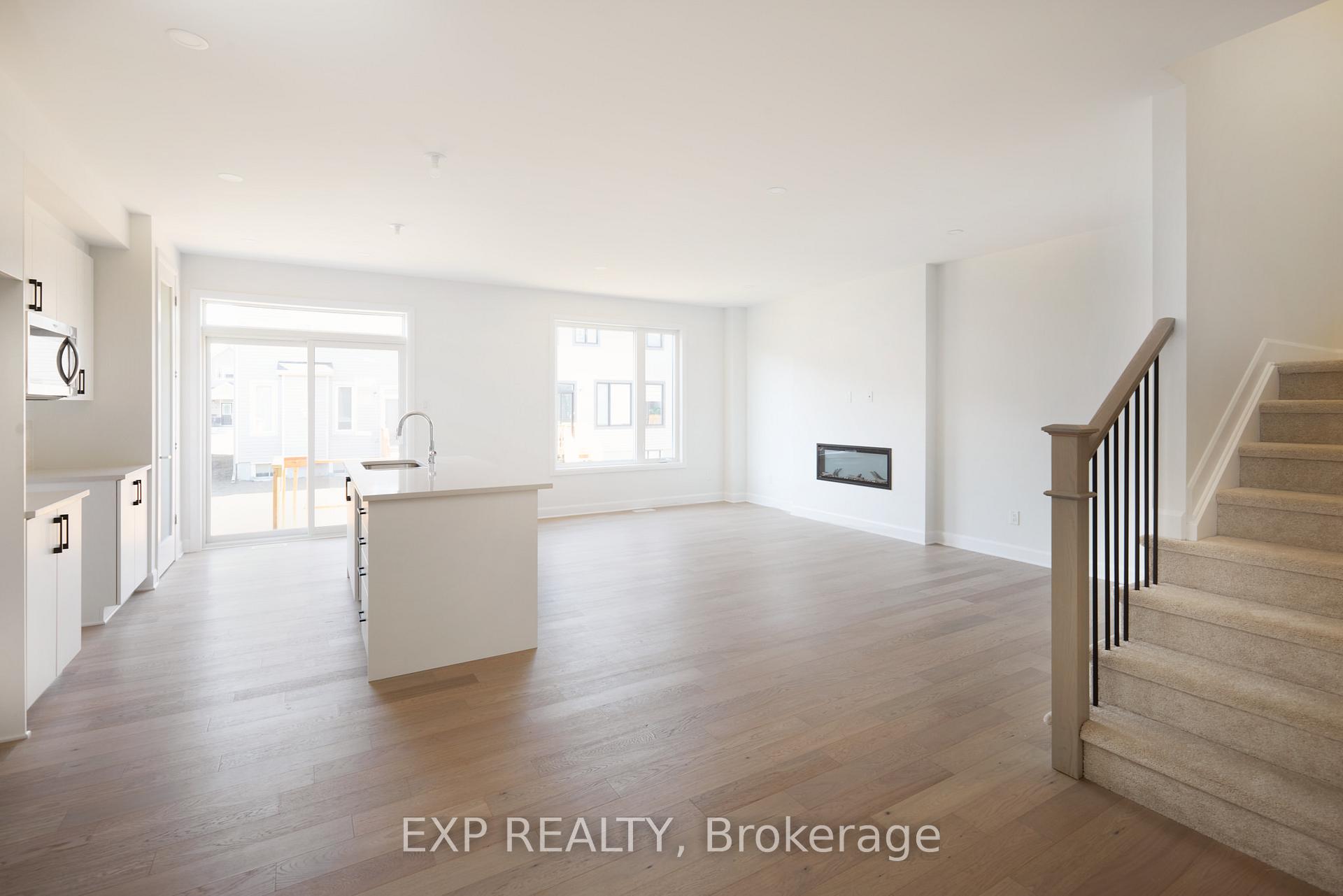 Photo 8 of 509 Roundhouse Crescent, Ottawa, Stittsville (South) — HOMEH