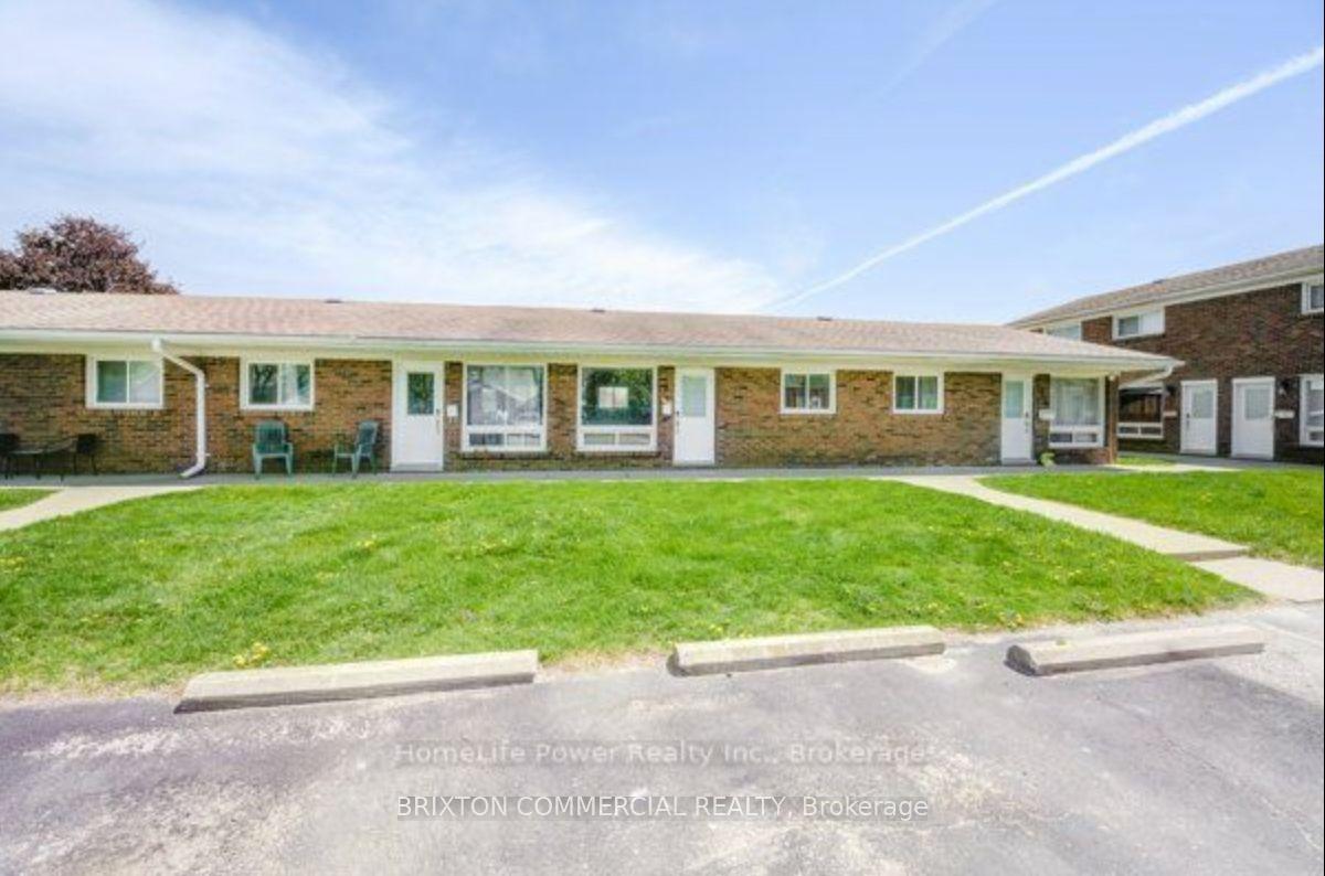 Photo 1 of Unit 17, 75 Elm Street, St. Thomas — HOMEH