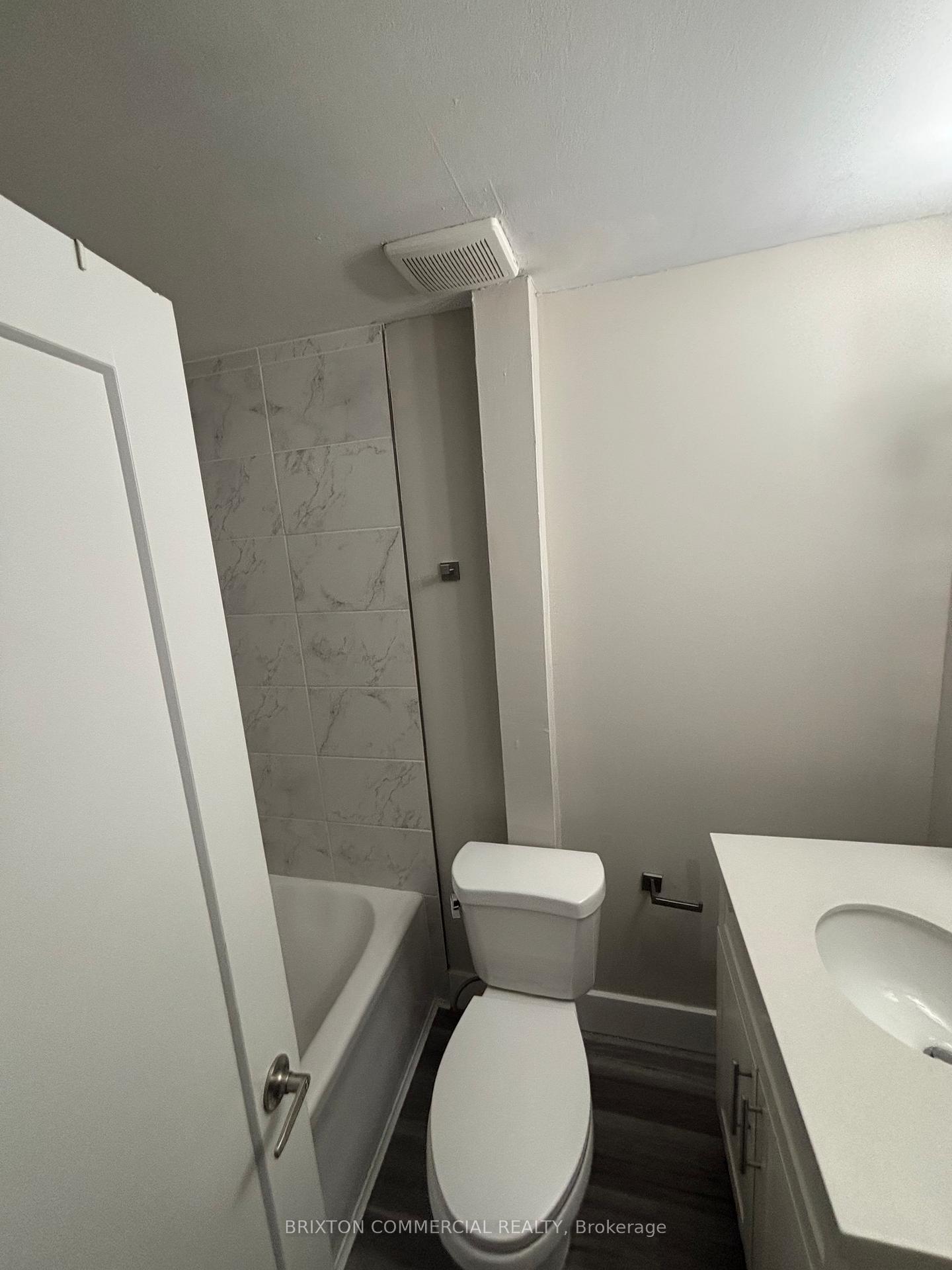 Photo 3 of Unit 17, 75 Elm Street, St. Thomas — HOMEH