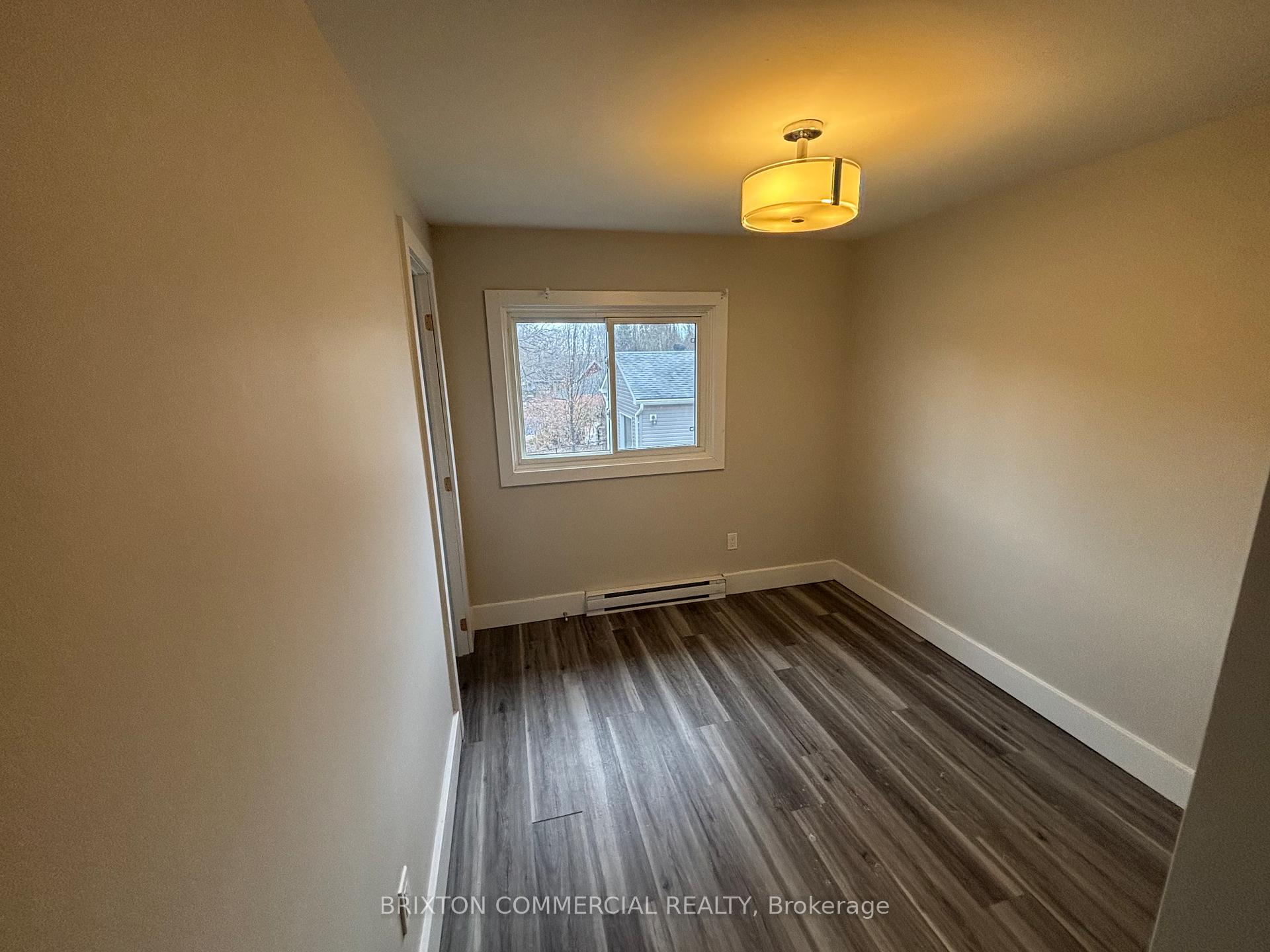 Photo 4 of Unit 17, 75 Elm Street, St. Thomas — HOMEH