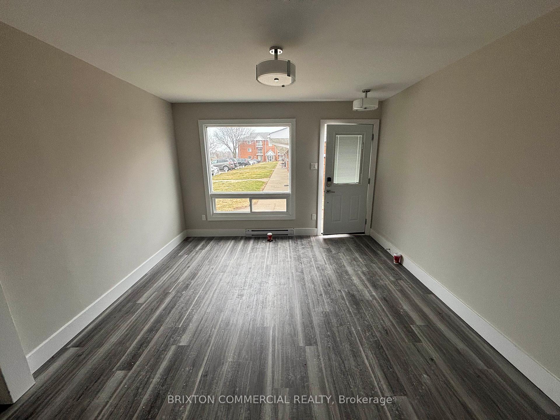 Photo 5 of Unit 17, 75 Elm Street, St. Thomas — HOMEH