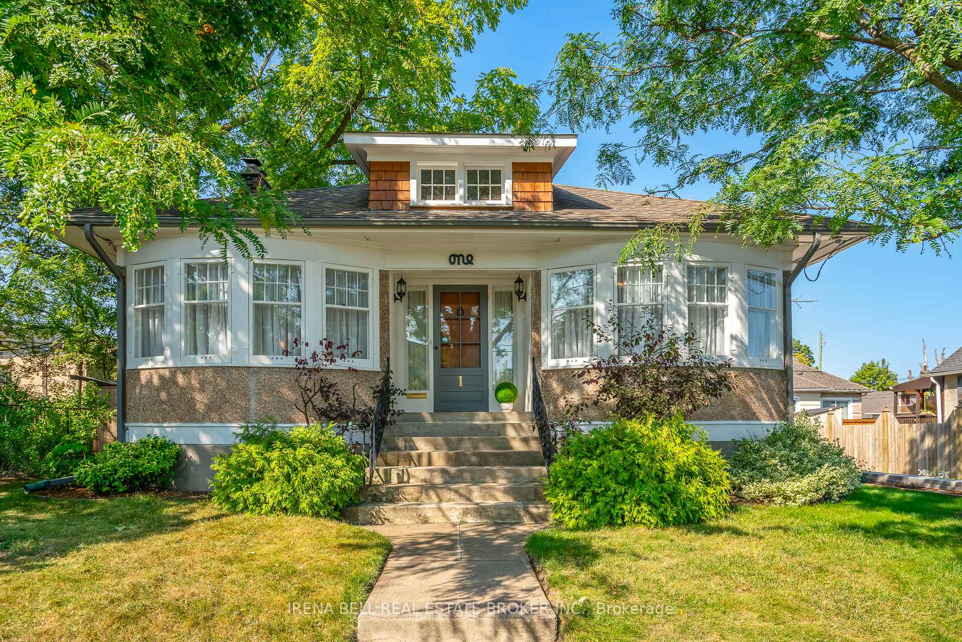 Photo 2 of 1 Mitchell Street, St. Catharines, E. Chester — HOMEH