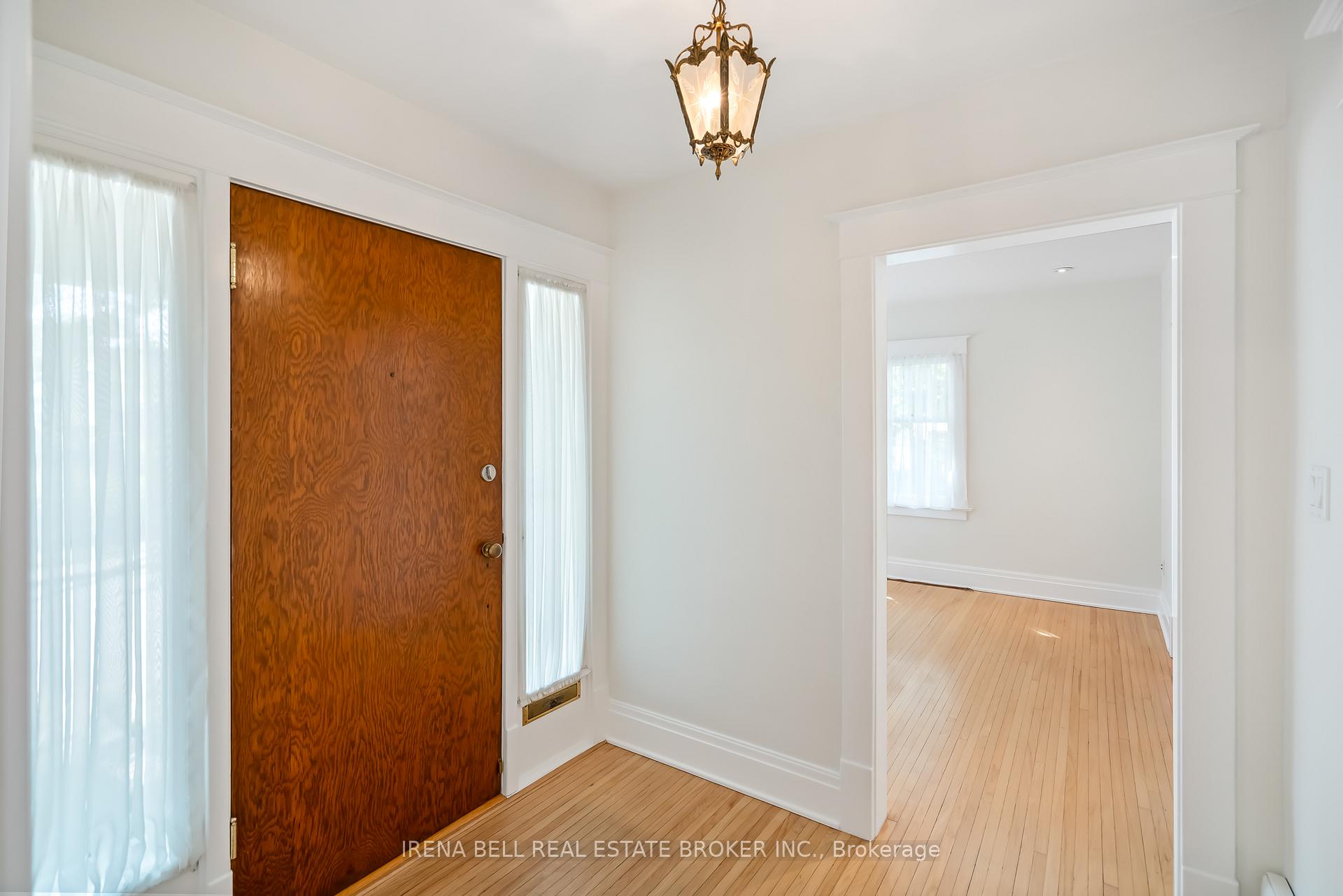 Photo 11 of 1 Mitchell Street, St. Catharines, E. Chester — HOMEH