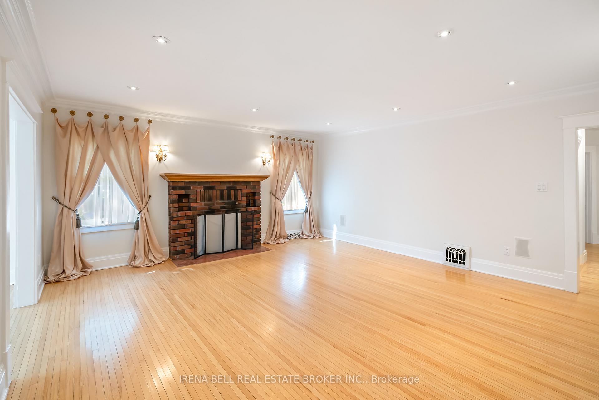 Photo 14 of 1 Mitchell Street, St. Catharines, E. Chester — HOMEH