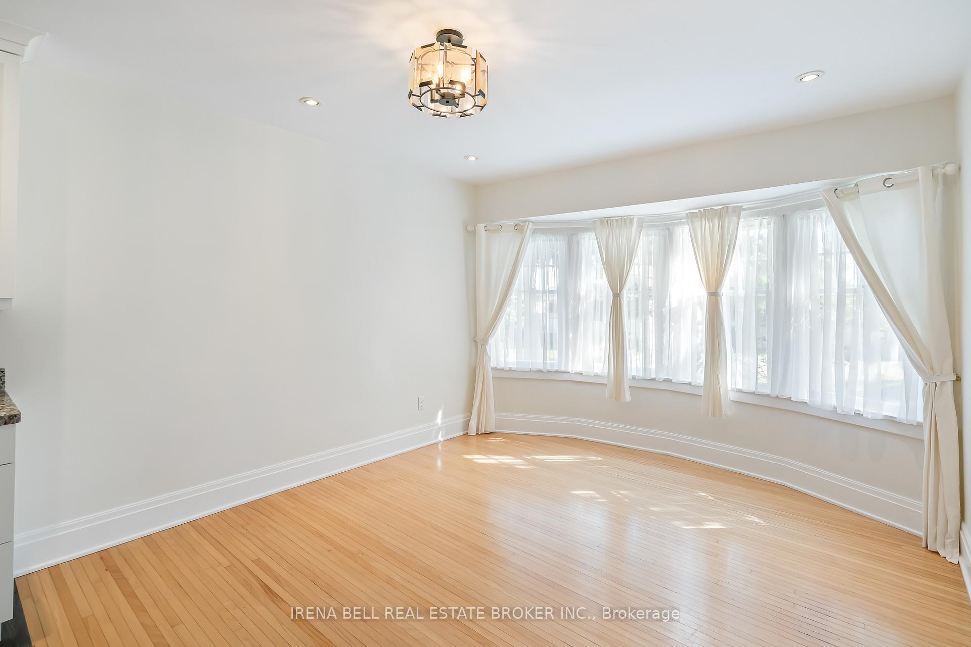 Photo 16 of 1 Mitchell Street, St. Catharines, E. Chester — HOMEH