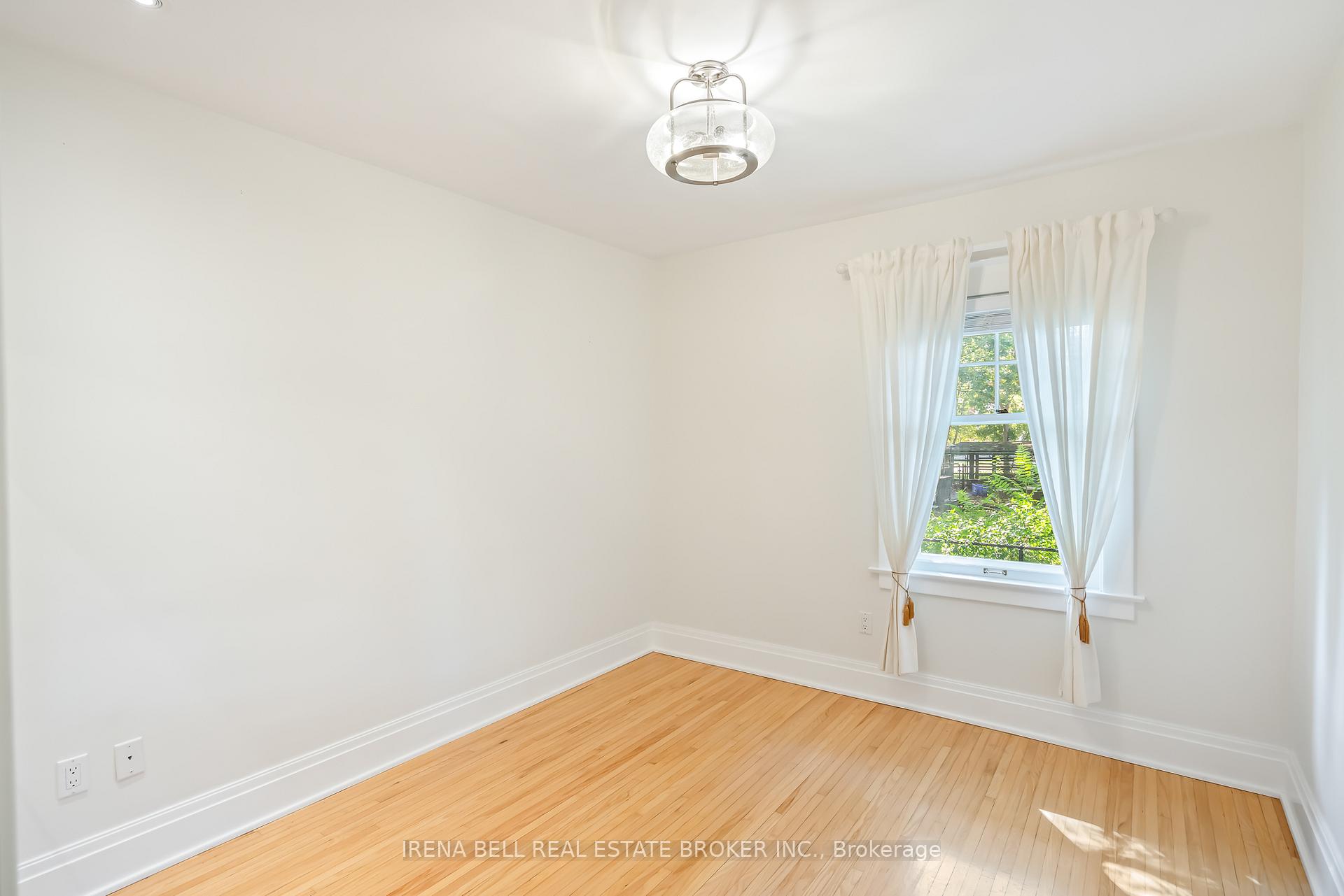 Photo 27 of 1 Mitchell Street, St. Catharines, E. Chester — HOMEH