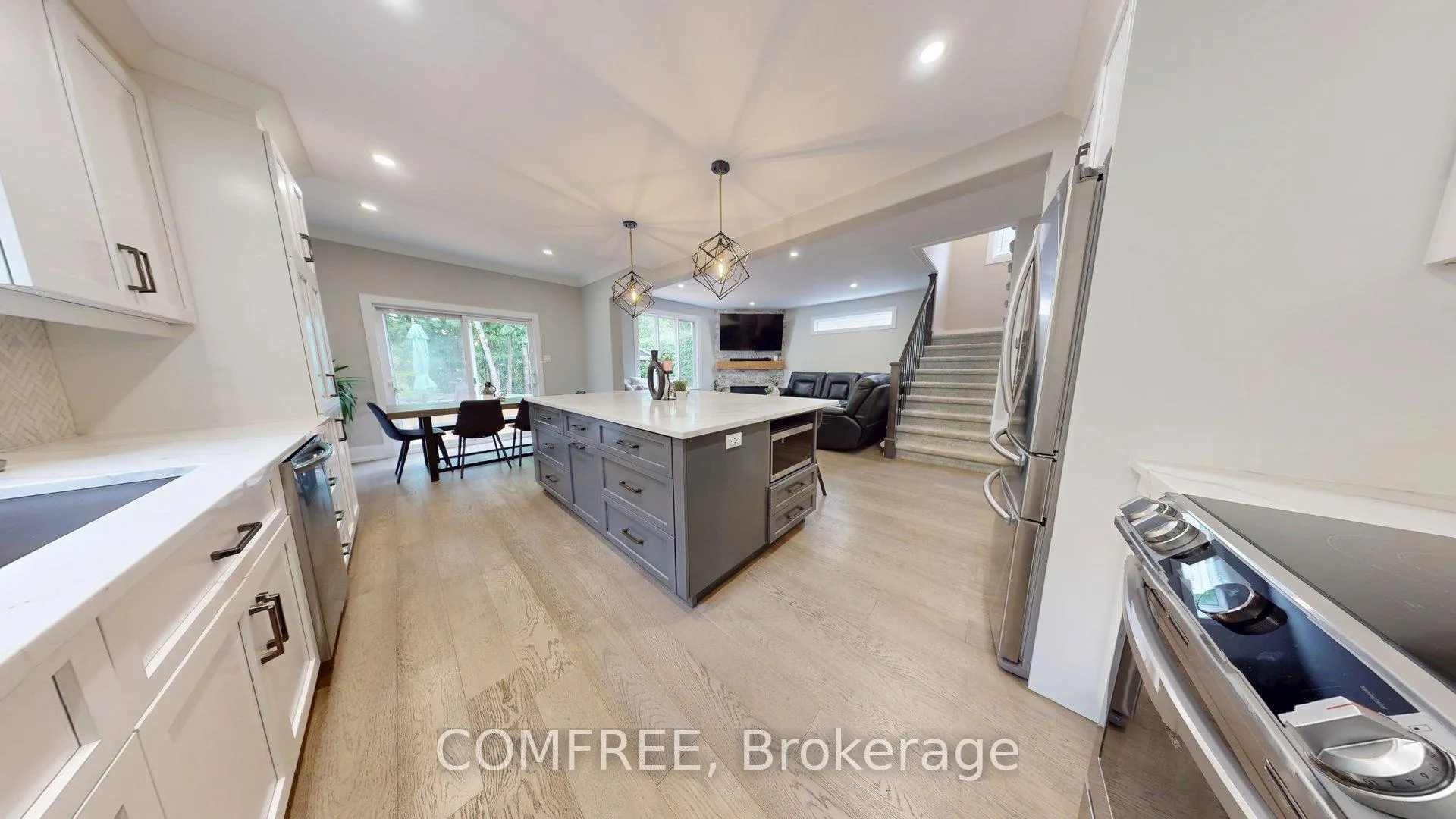 Photo 4 of 70 Sirocco Crescent, Ottawa, Stittsville (North) — HOMEH