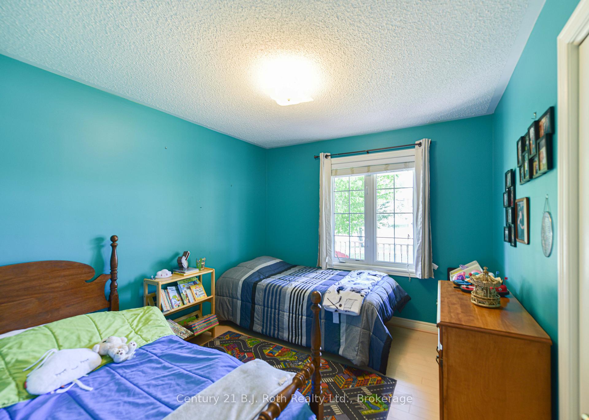 Photo 27 of 28 Marl Creek Drive, Springwater, Phelpston — HOMEH