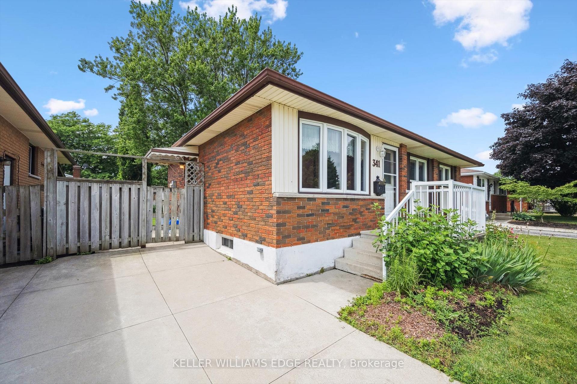 Photo 4 of 341 Redford Crescent, Stratford — HOMEH
