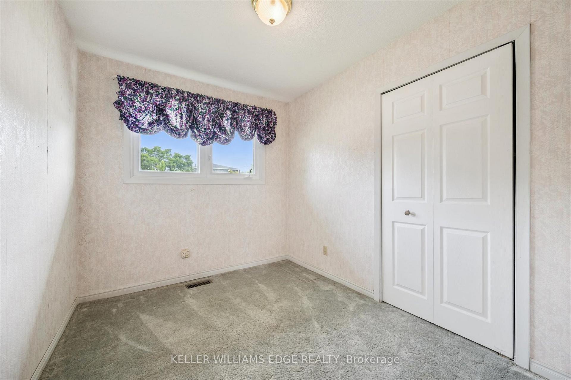 Photo 19 of 341 Redford Crescent, Stratford — HOMEH