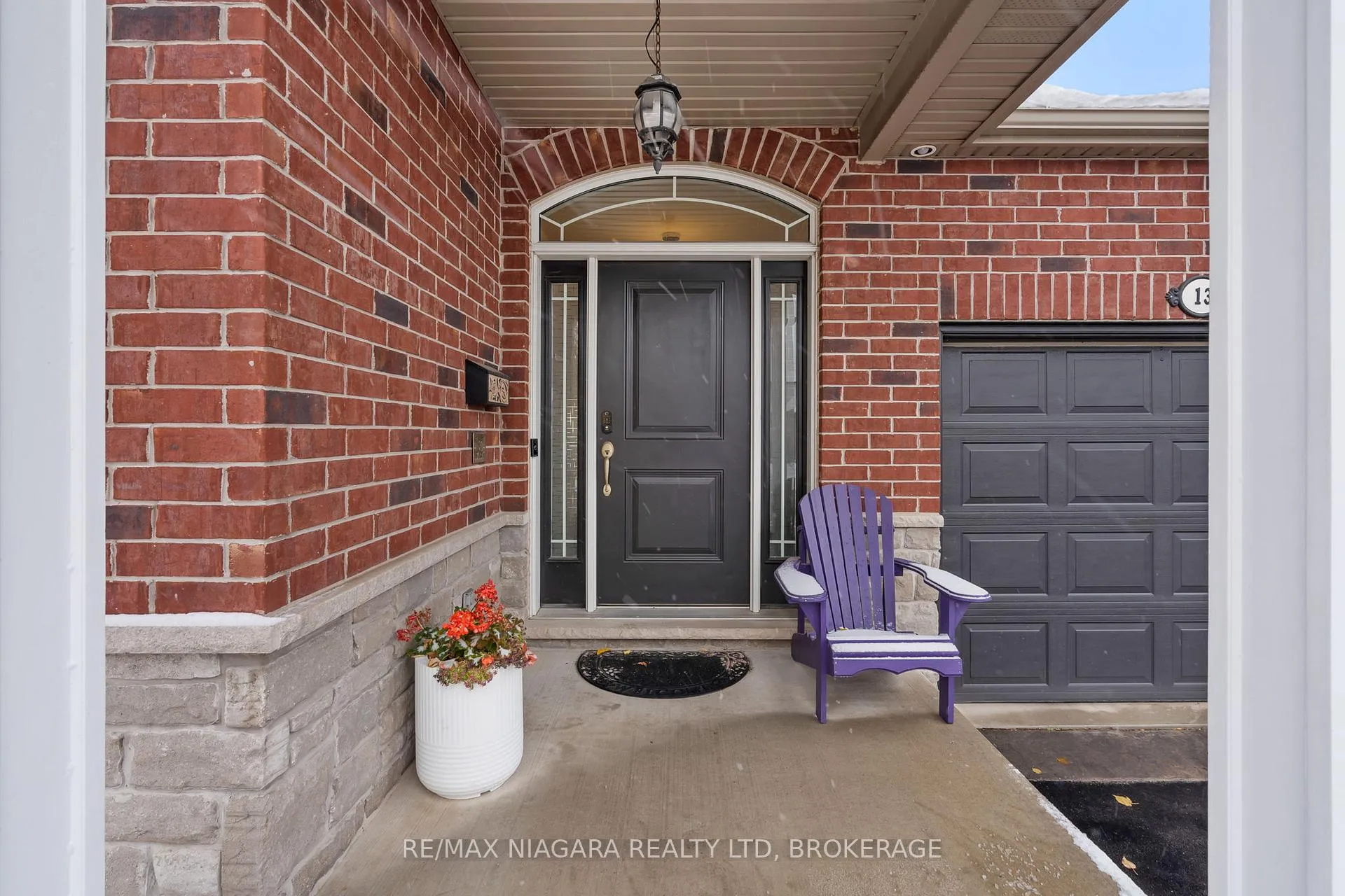 Photo 4 of 13 Corbin Street, St. Catharines, Oakdale — HOMEH