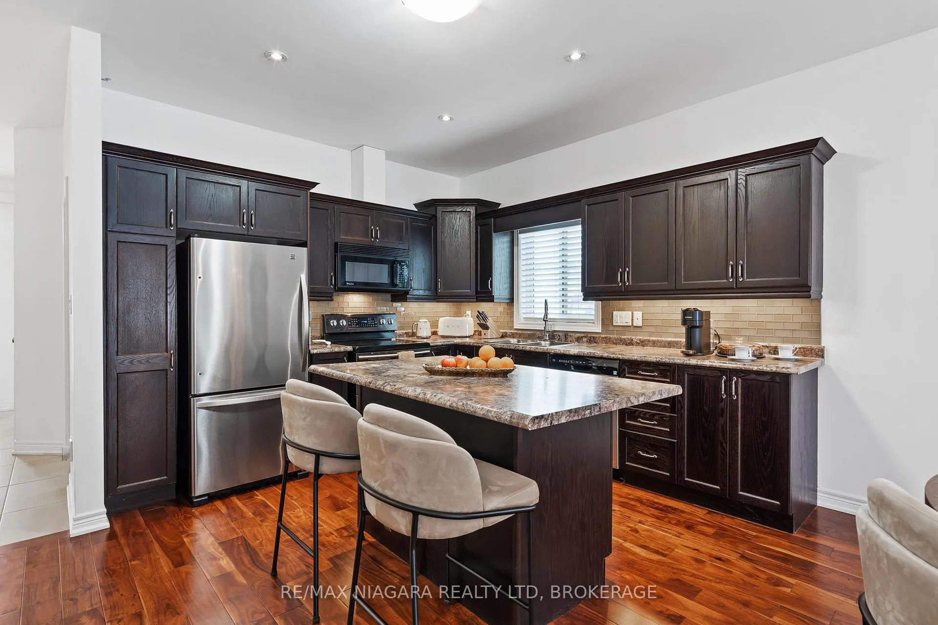 Photo 10 of 13 Corbin Street, St. Catharines, Oakdale — HOMEH
