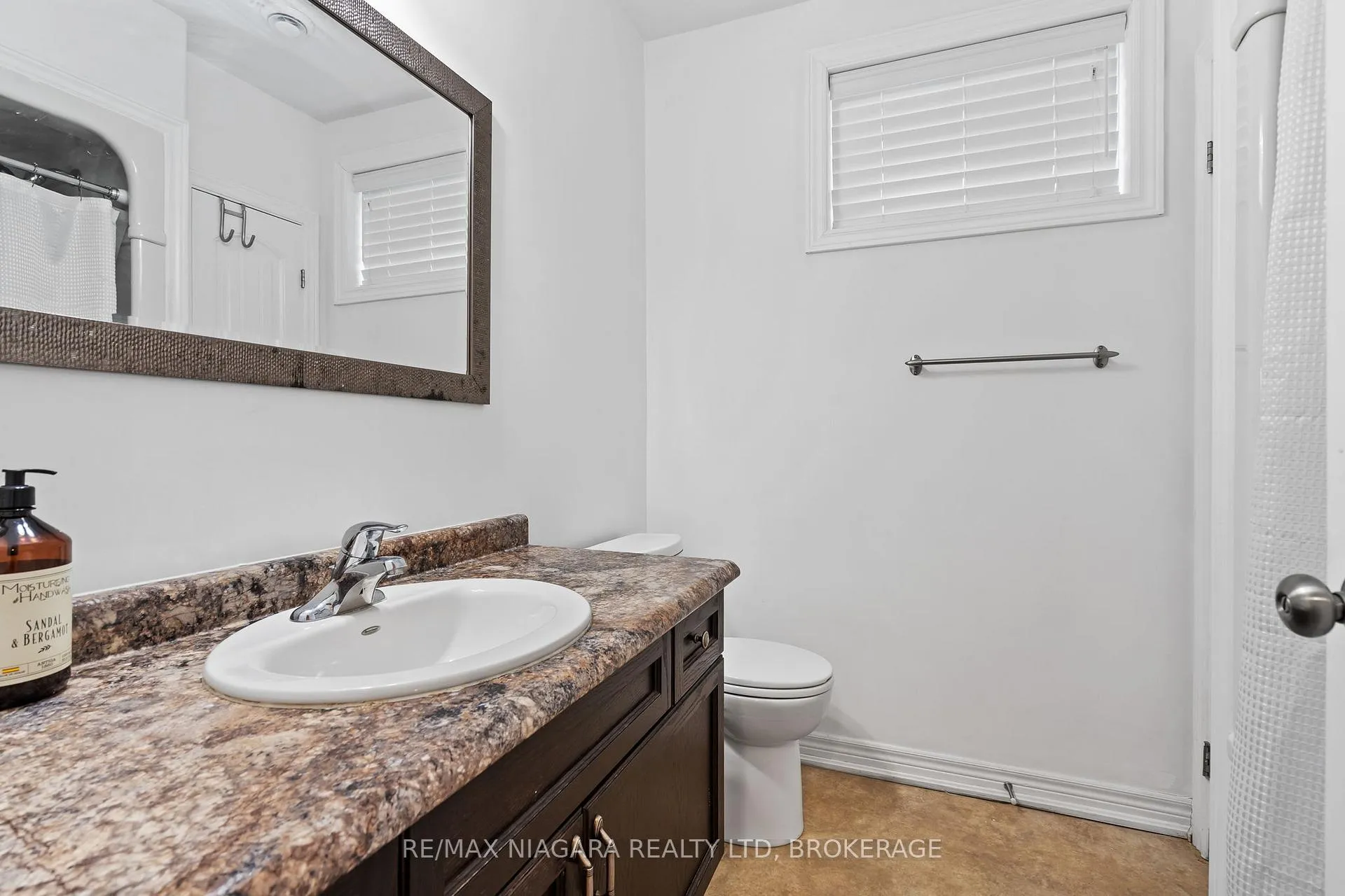Photo 32 of 13 Corbin Street, St. Catharines, Oakdale — HOMEH