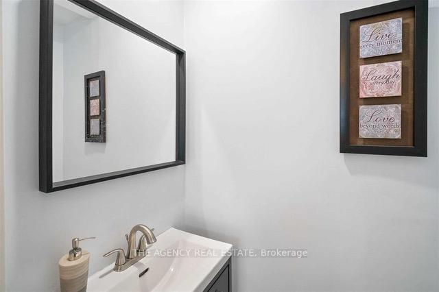 Photo 3 of 452 Niagara Street, St. Catharines, Vine/Linwell — HOMEH