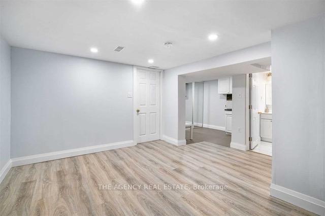 Photo 20 of 452 Niagara Street, St. Catharines, Vine/Linwell — HOMEH