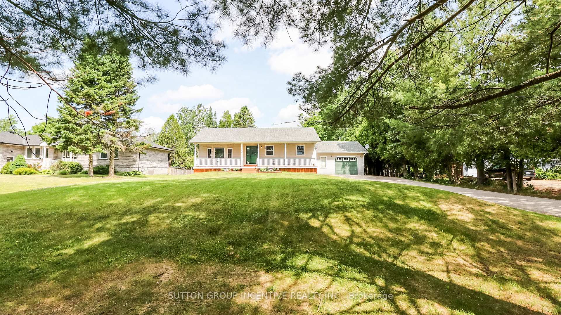 Photo 2 of 54 Mill Street E, Springwater, Hillsdale — HOMEH
