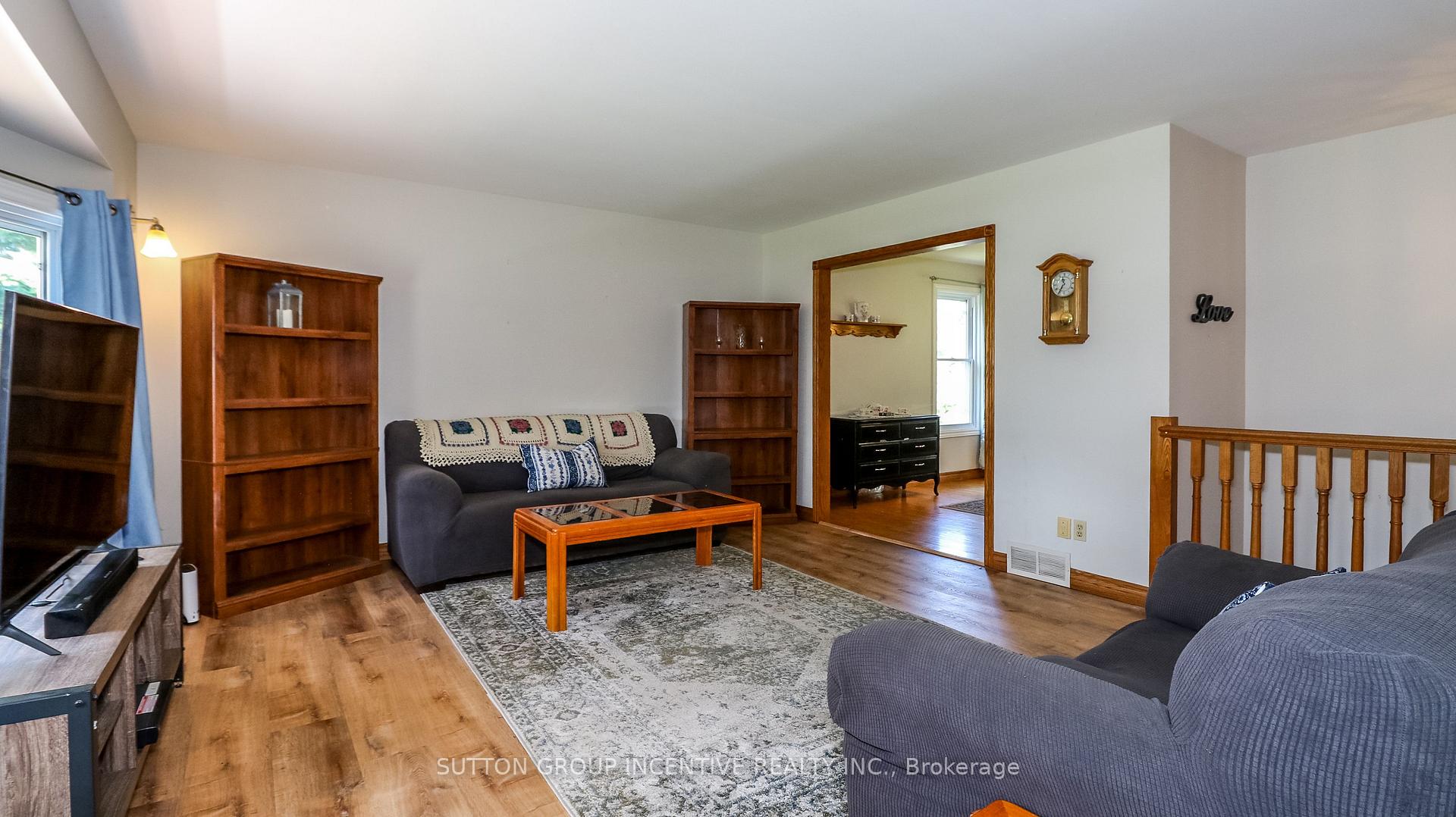 Photo 11 of 54 Mill Street E, Springwater, Hillsdale — HOMEH