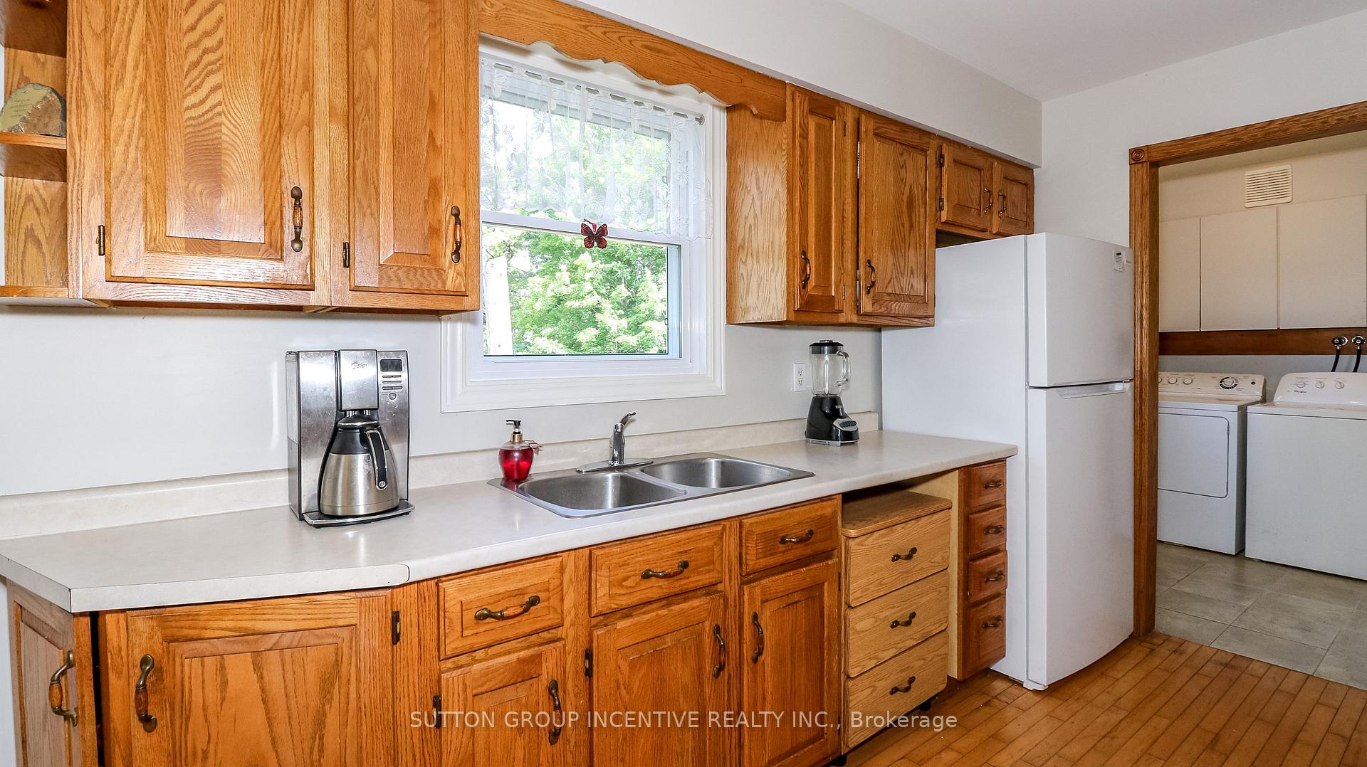 Photo 18 of 54 Mill Street E, Springwater, Hillsdale — HOMEH