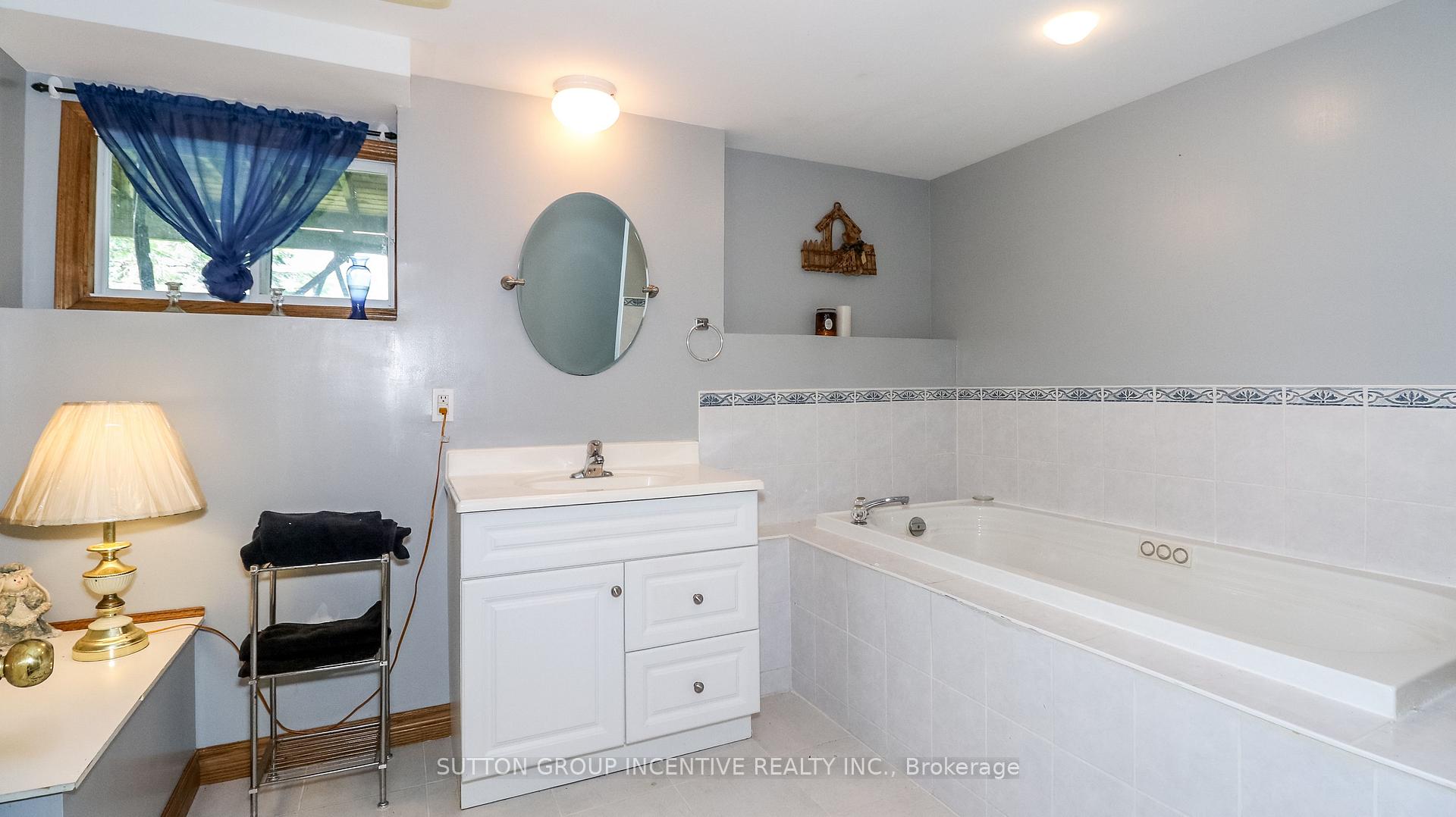 Photo 30 of 54 Mill Street E, Springwater, Hillsdale — HOMEH