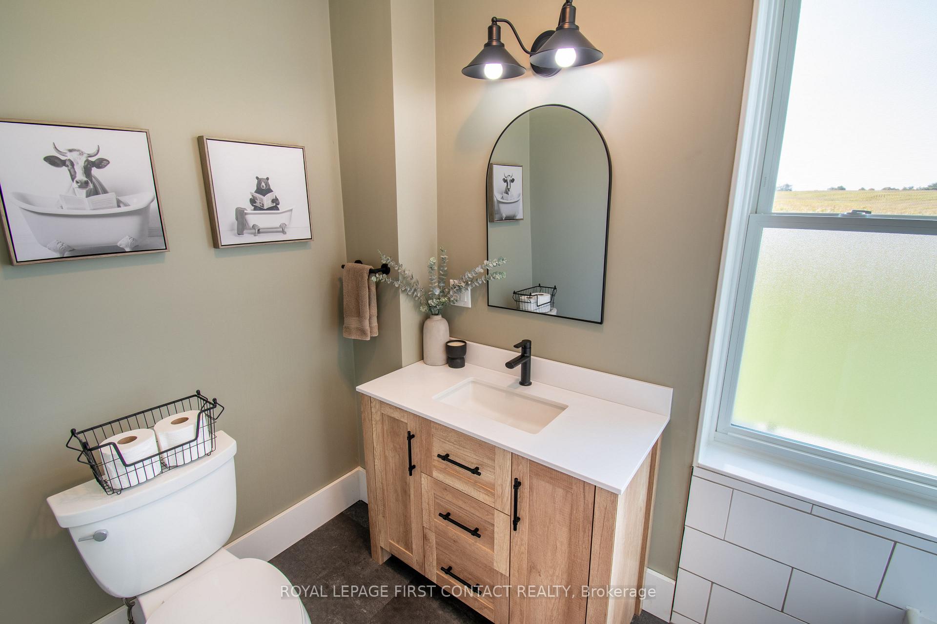 Photo 20 of 1293 Rainbow Valley Road E, Springwater, Rural Springwater — HOMEH