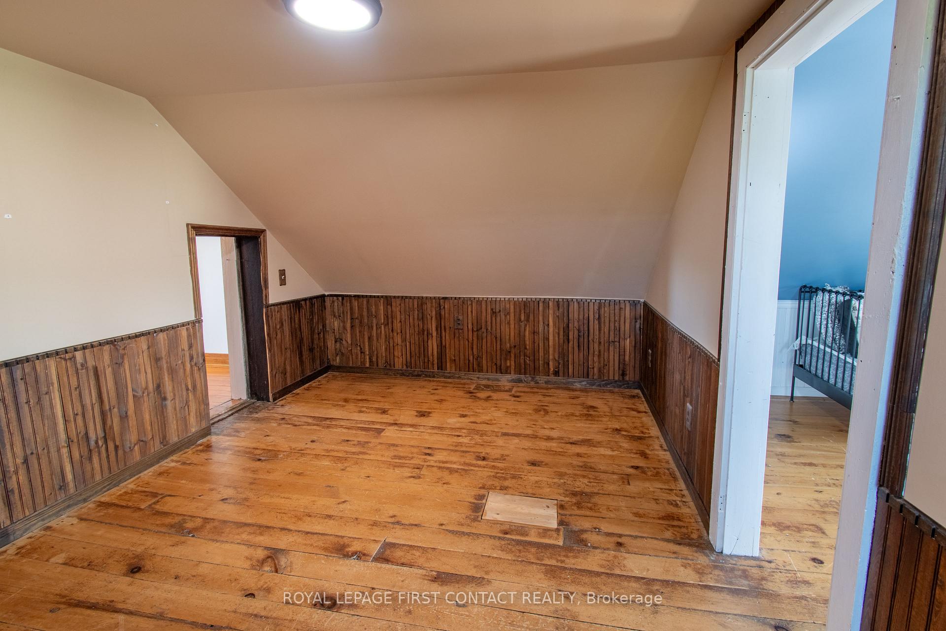 Photo 35 of 1293 Rainbow Valley Road E, Springwater, Rural Springwater — HOMEH