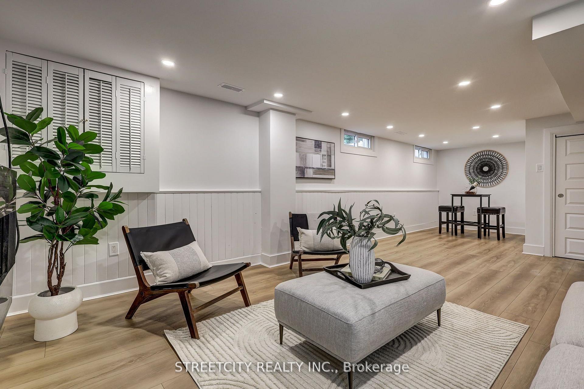 Photo 33 of 58 Manor Road, St. Thomas — HOMEH