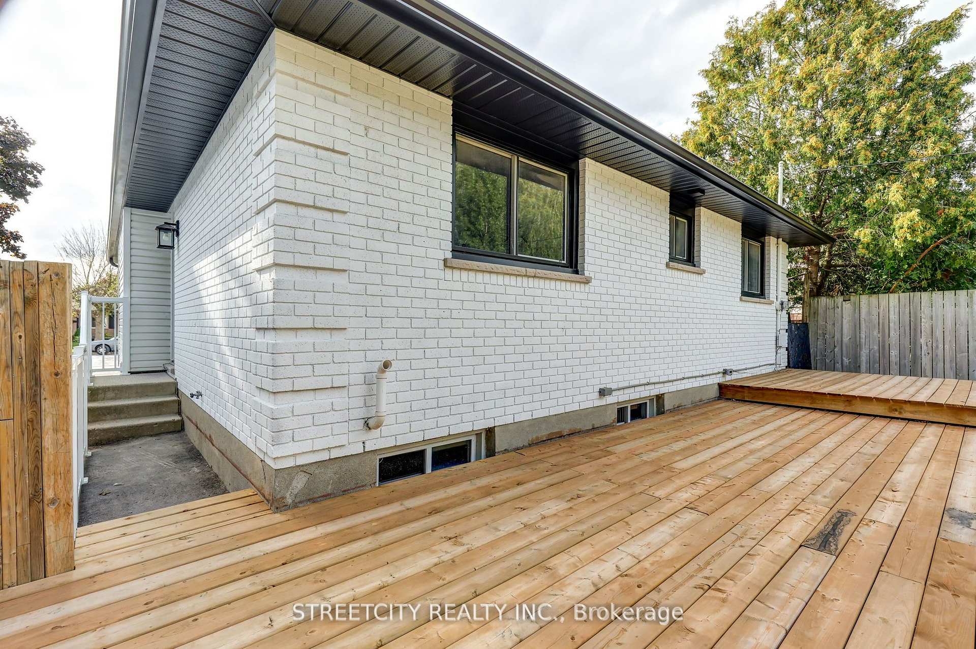 Photo 41 of 58 Manor Road, St. Thomas — HOMEH