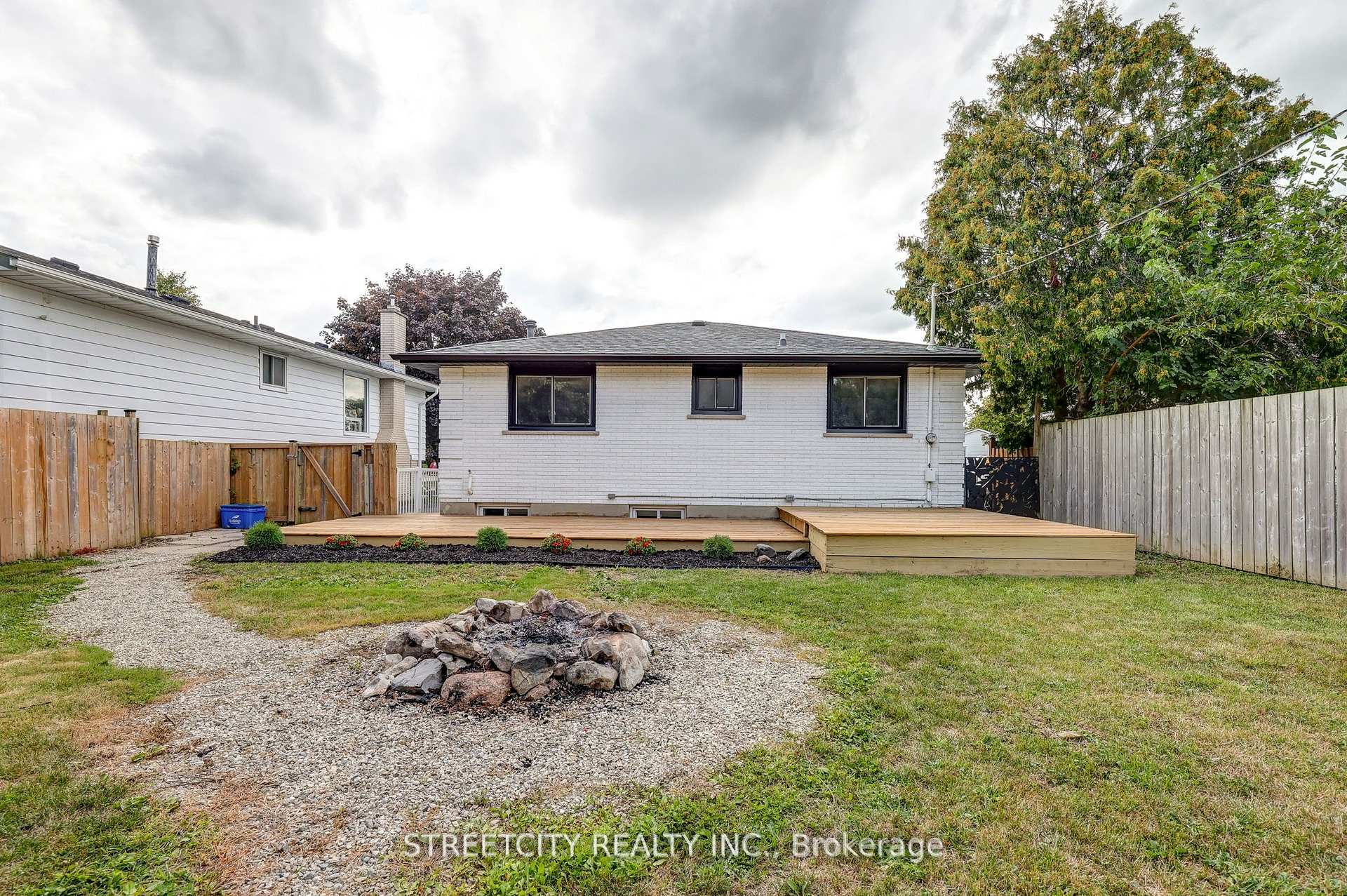 Photo 46 of 58 Manor Road, St. Thomas — HOMEH