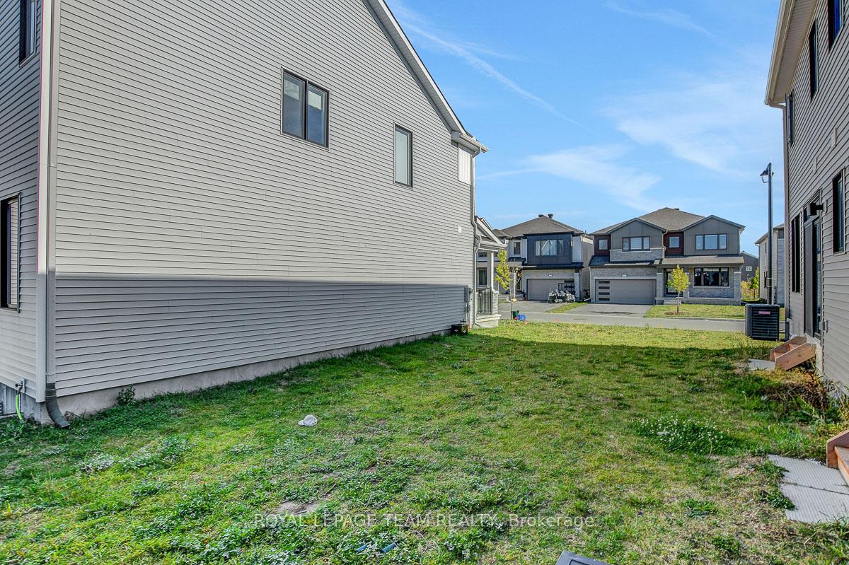 Photo 39 of 163 Yearling Circle, Ottawa, Goulbourn Twp From Franktown Rd/South To Rideau — HOMEH