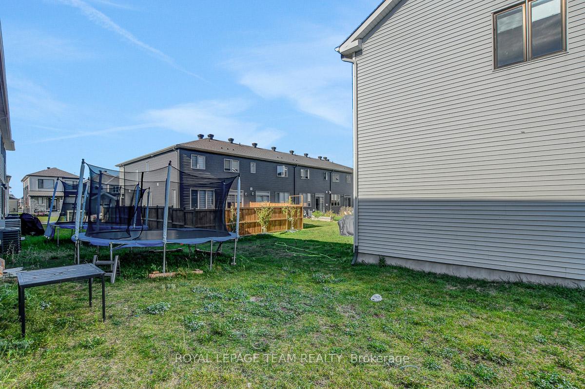 Photo 42 of 163 Yearling Circle, Ottawa, Goulbourn Twp From Franktown Rd/South To Rideau — HOMEH