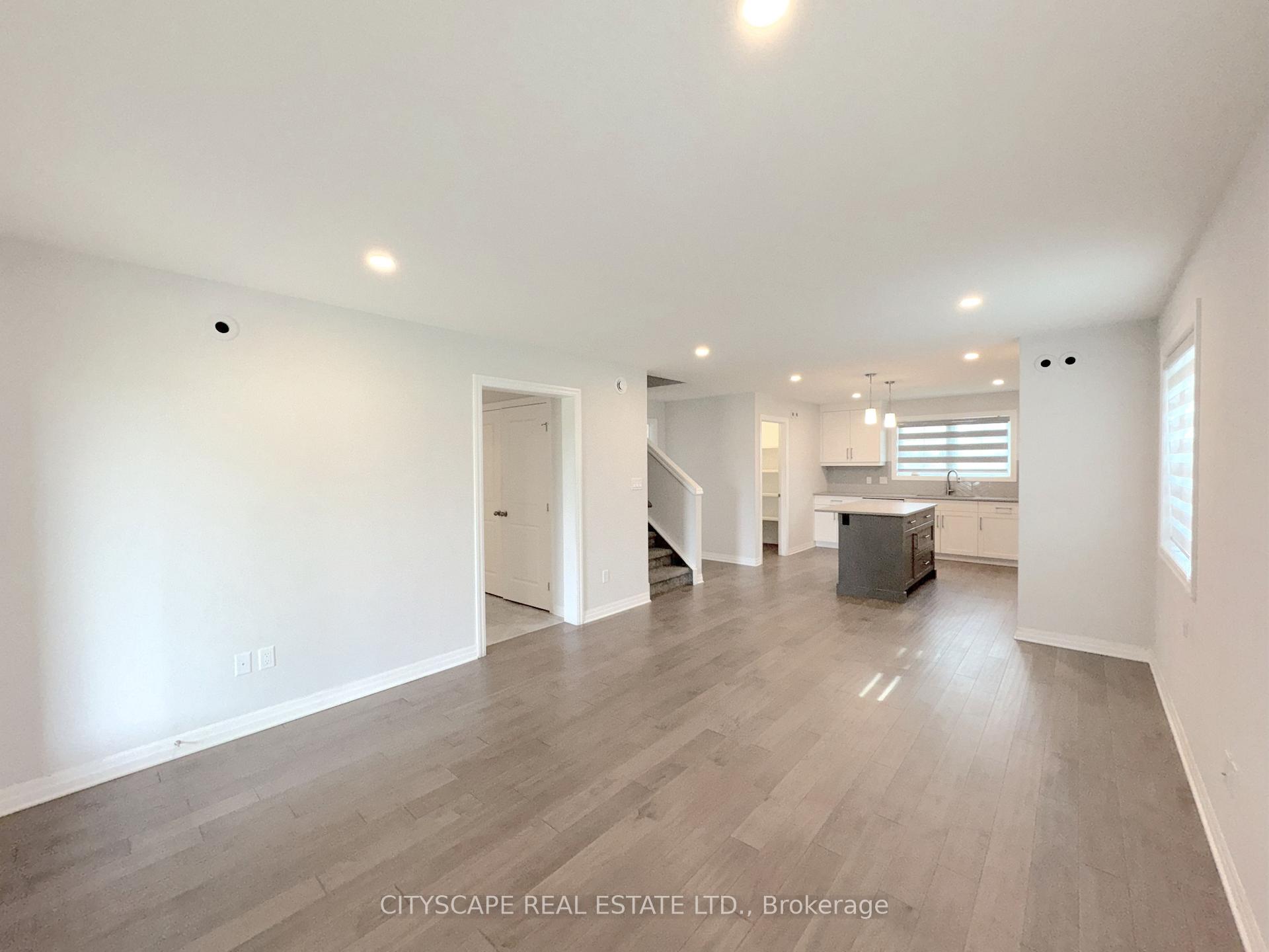 Photo 12 of 118 Benjamin Parkway, St. Thomas — HOMEH