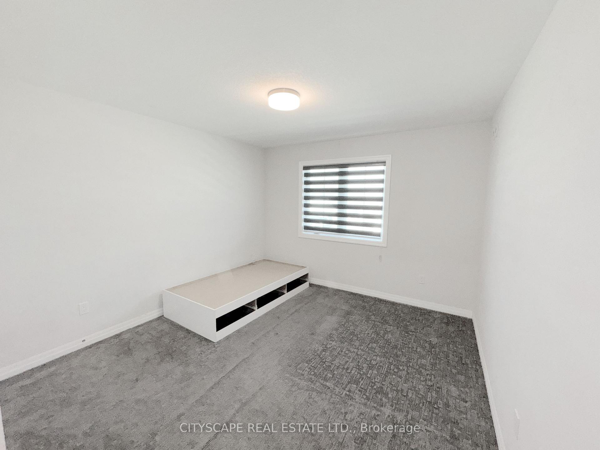 Photo 32 of 118 Benjamin Parkway, St. Thomas — HOMEH