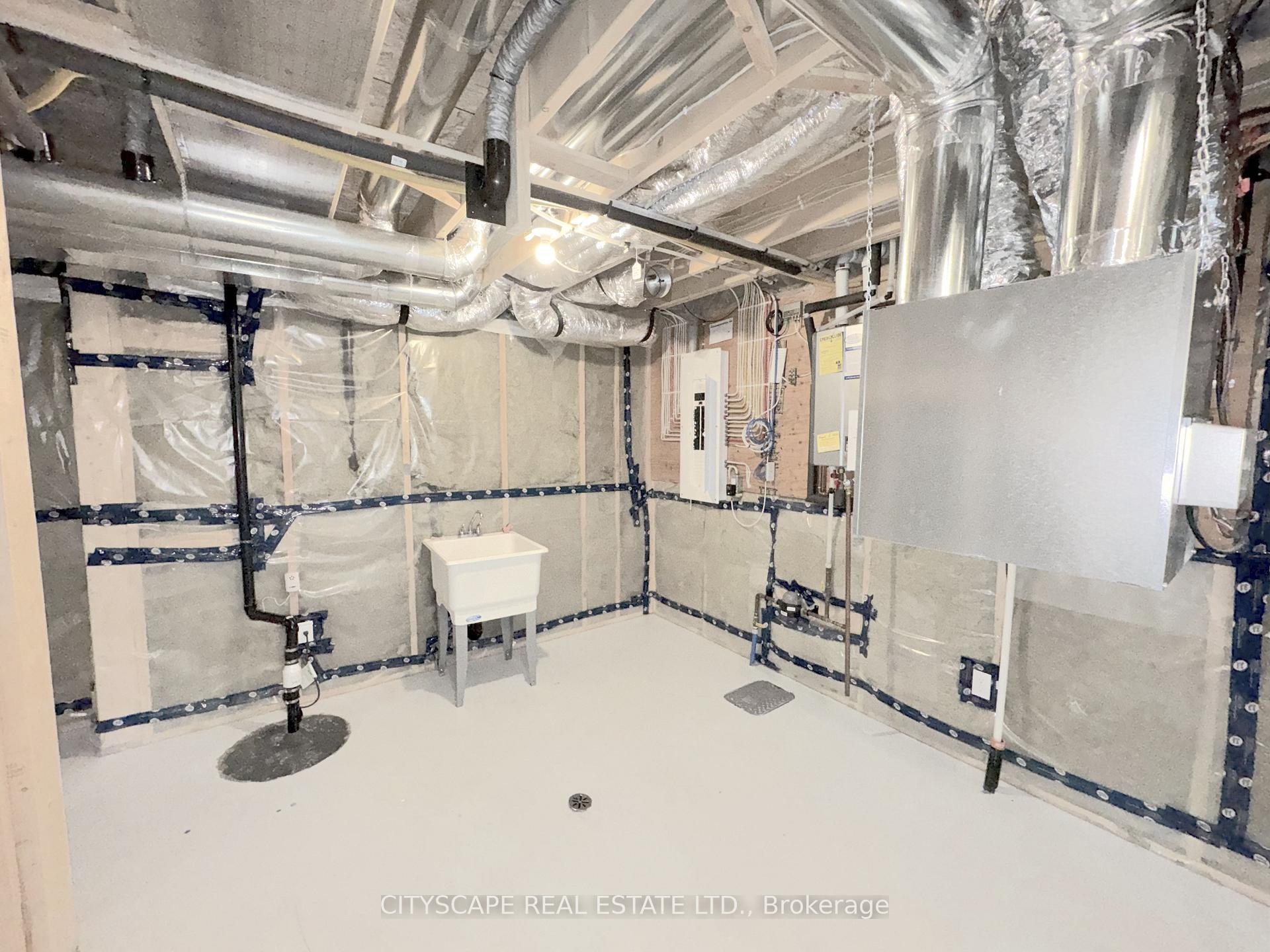 Photo 36 of 118 Benjamin Parkway, St. Thomas — HOMEH