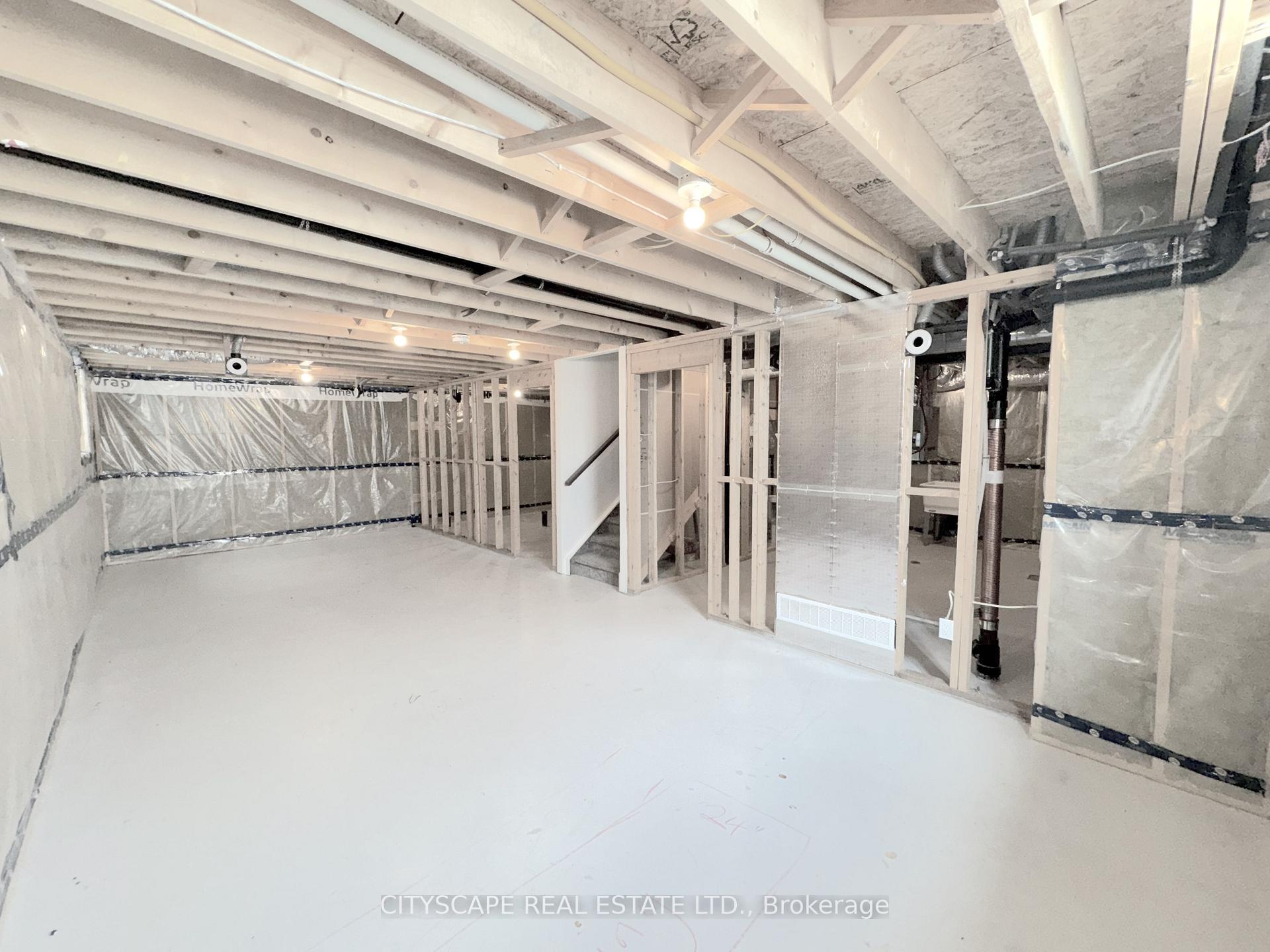 Photo 37 of 118 Benjamin Parkway, St. Thomas — HOMEH