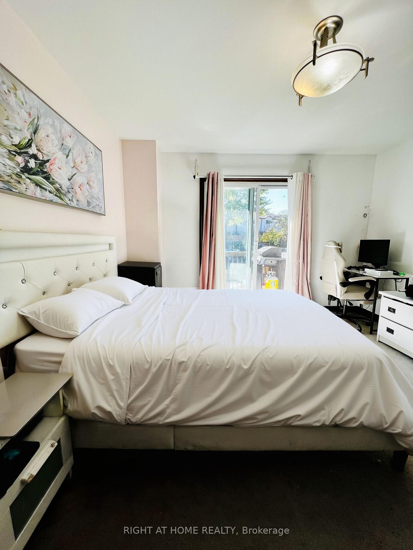 Photo 2 of 146 St Augustine Drive, St. Catharines, Secord Woods — HOMEH