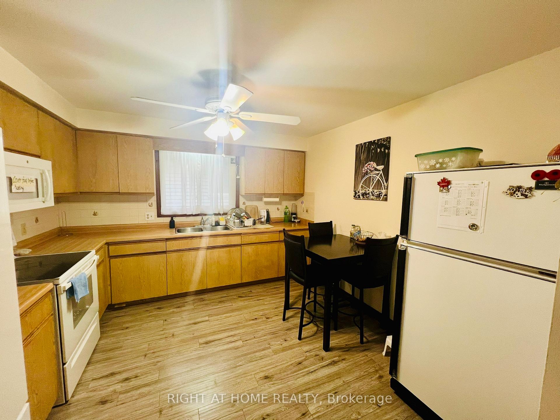 Photo 15 of 146 St Augustine Drive, St. Catharines, Secord Woods — HOMEH