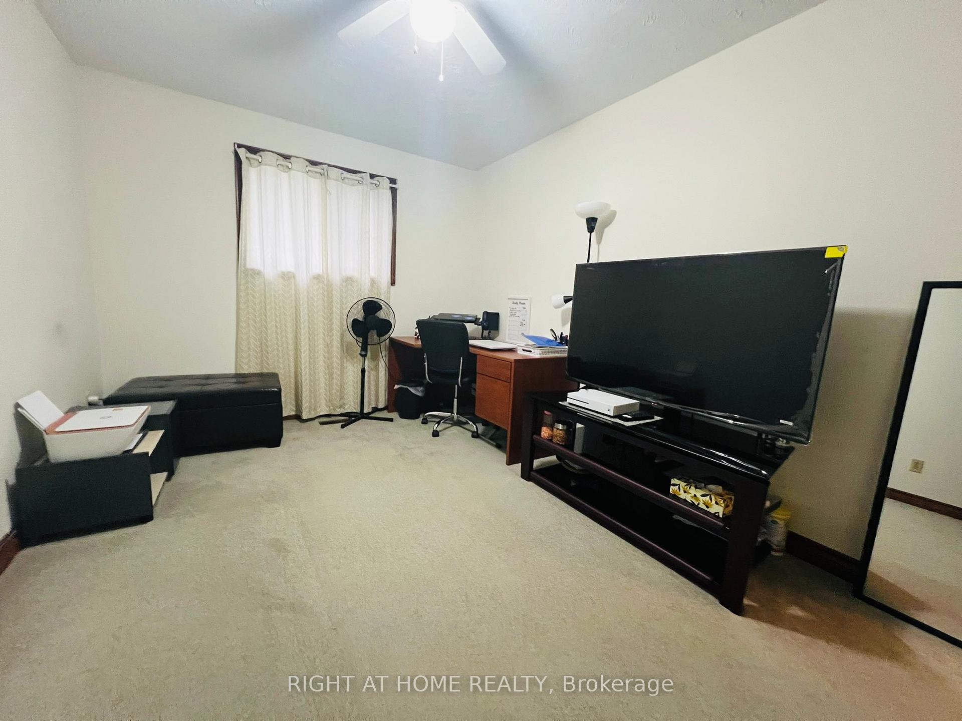 Photo 22 of 146 St Augustine Drive, St. Catharines, Secord Woods — HOMEH