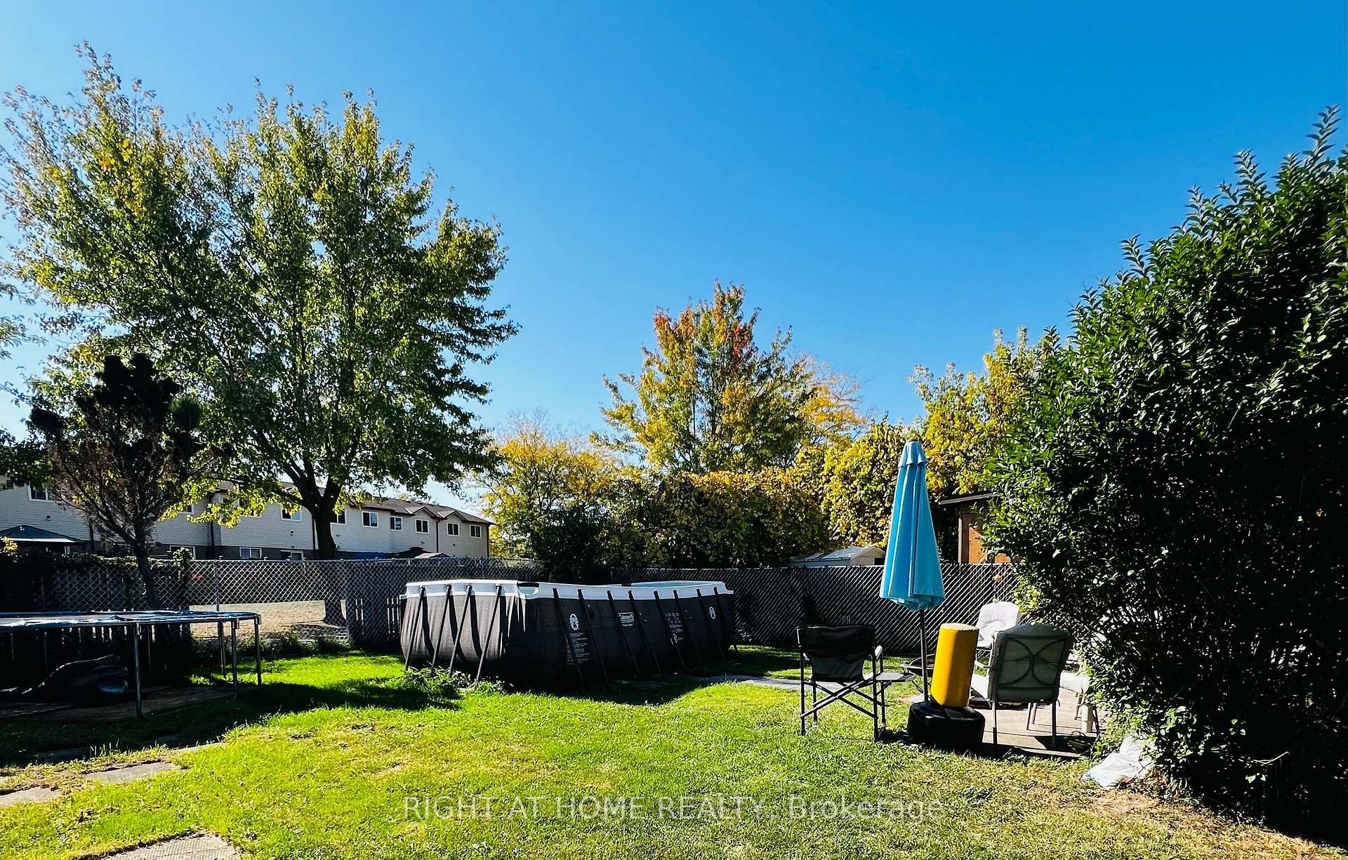 Photo 23 of 146 St Augustine Drive, St. Catharines, Secord Woods — HOMEH