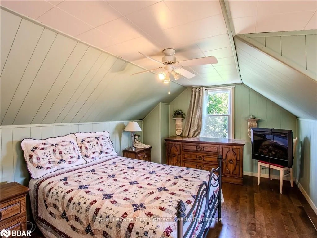 Photo 13 of 2041 Flos Rd Four W, Springwater, Rural Springwater — HOMEH