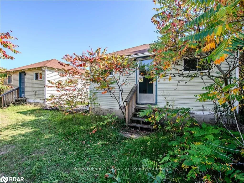 Photo 16 of 2041 Flos Rd Four W, Springwater, Rural Springwater — HOMEH