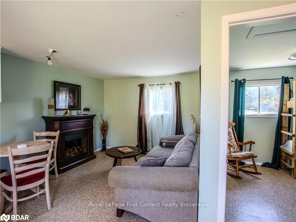 Photo 18 of 2041 Flos Rd Four W, Springwater, Rural Springwater — HOMEH