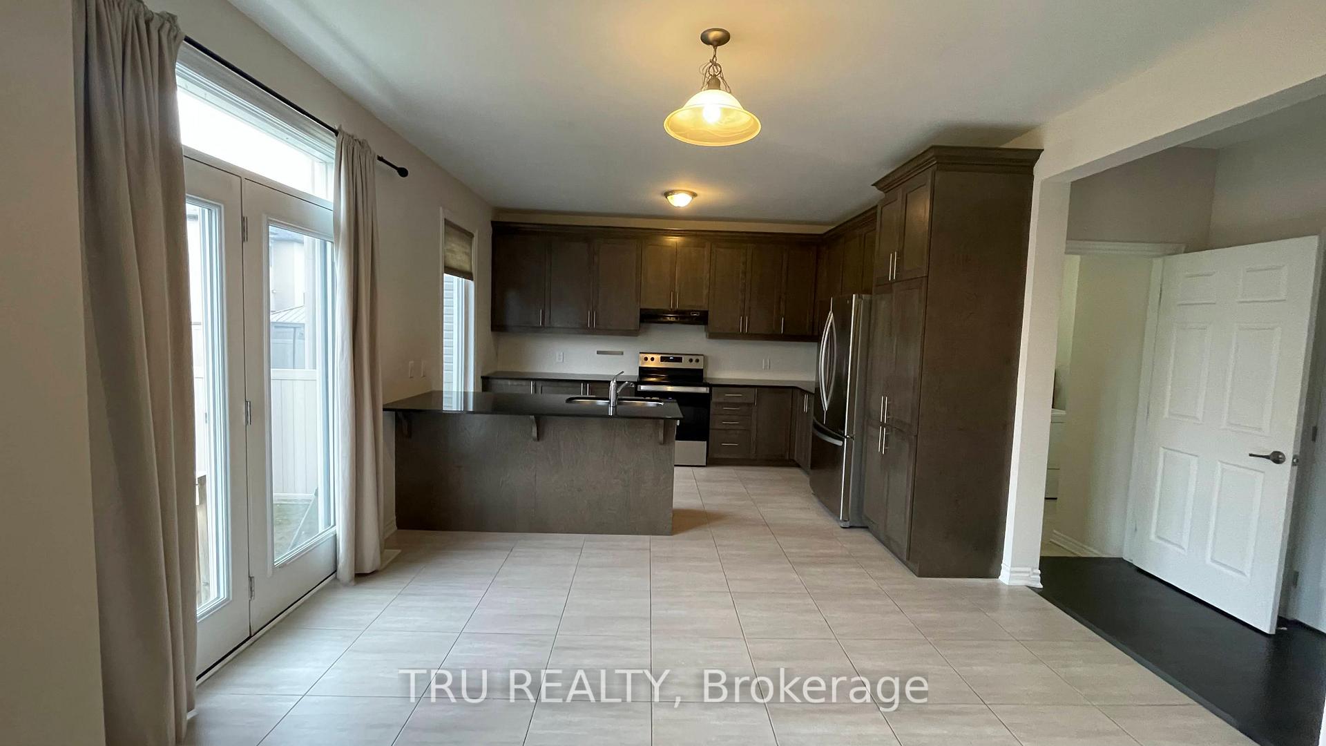 Photo 4 of 834 Stallion Crescent SW, Ottawa, Stittsville (South) — HOMEH